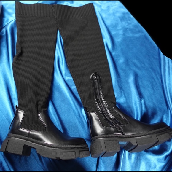 dr martens leonore boots youth